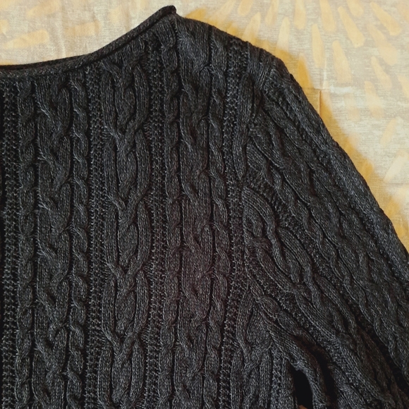 Lauren Ralph Lauren knit sweater size L. - Picture 10 of 10